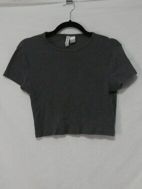 DIVIDED H&M Basic Dark Charcoal Gray Ribbed Crop Tee - Size Large